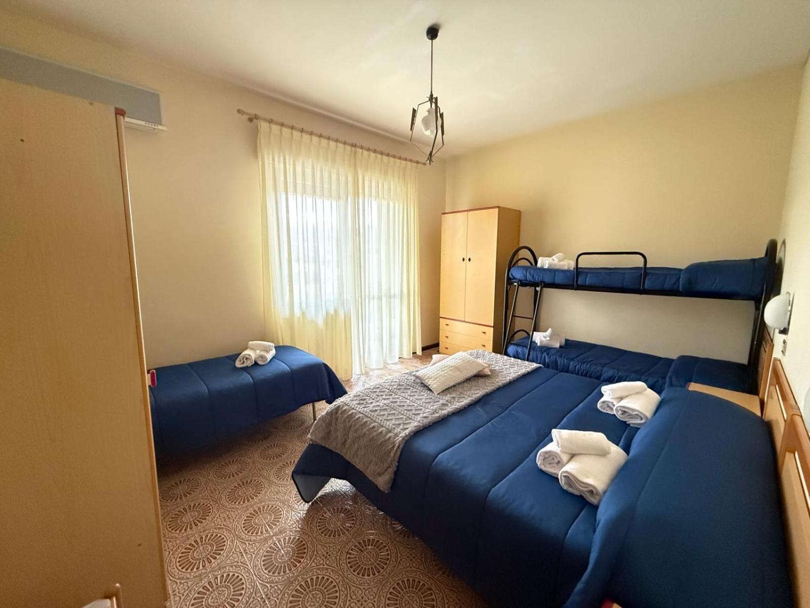 Hotel Blurelda Silvi Marina Exteriör bild